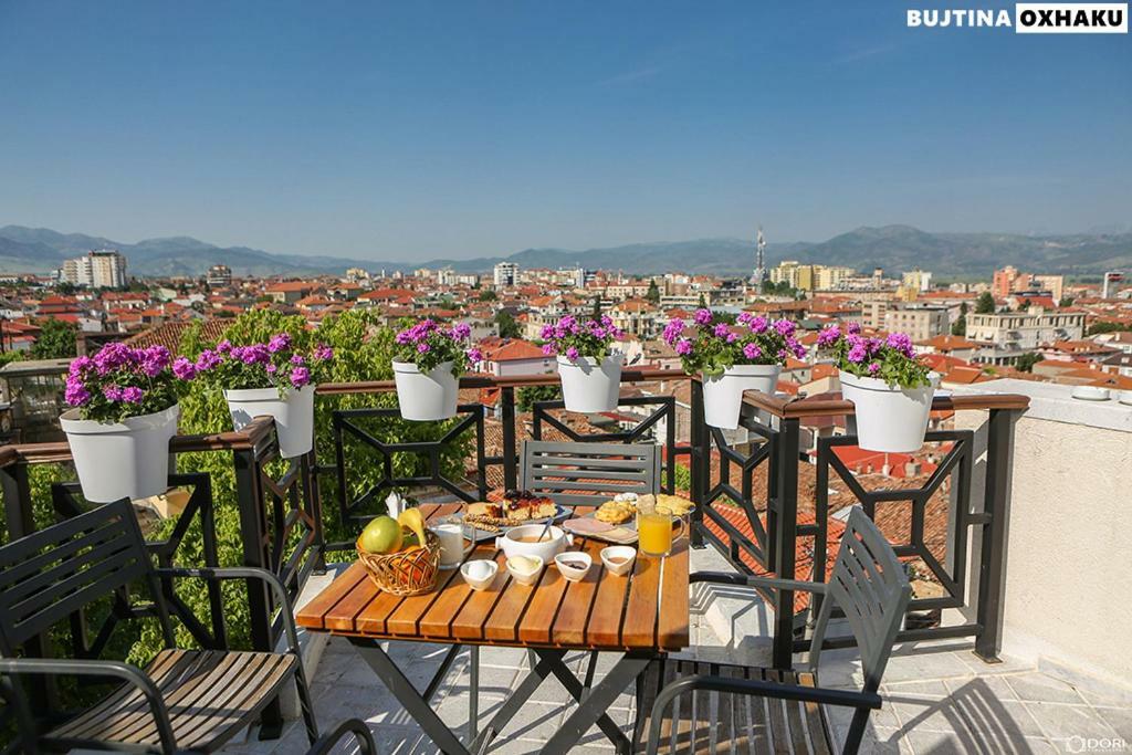 Hotel Bujtina Oxhaku Korce Exteriér fotografie